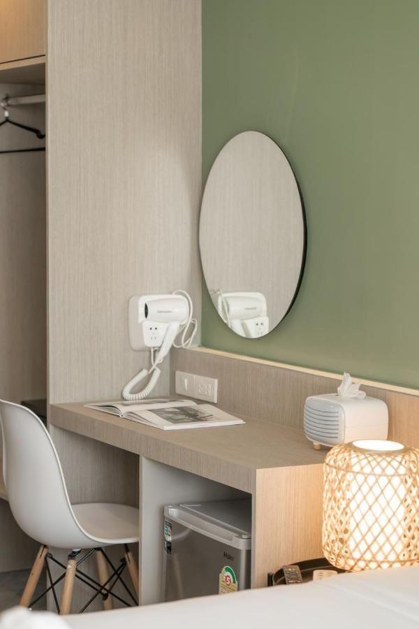 Yanud Residence Пхукет Екстер'єр фото